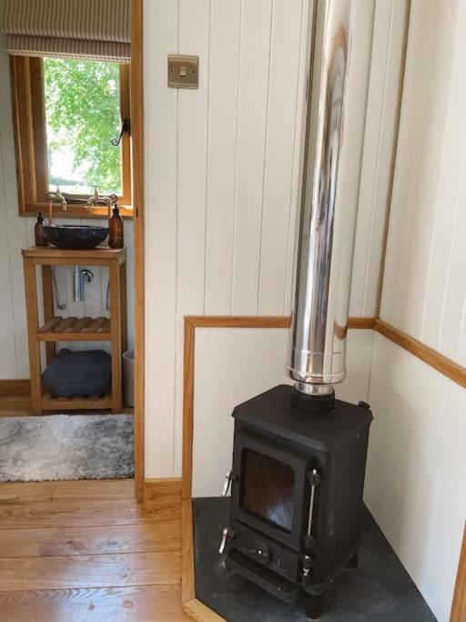The Hereford Hut, Charming 1 Bedroom Shepherds Hut Callow Buitenkant foto