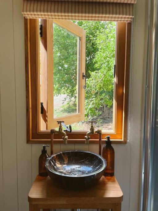The Hereford Hut, Charming 1 Bedroom Shepherds Hut Callow Buitenkant foto